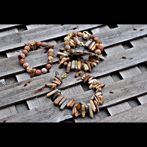 Bracelets - Picture 3 of 4